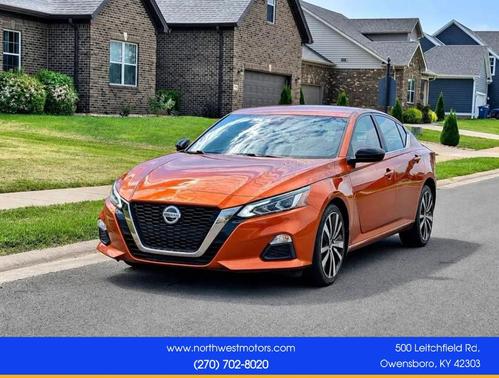 Sunset Drift Chromaflair 2022 Nissan Altima SR Intelligent AWD