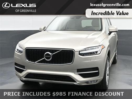 2016 Volvo XC90 T6 Momentum