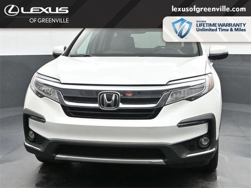 2022 Honda Pilot Touring 8-Passenger