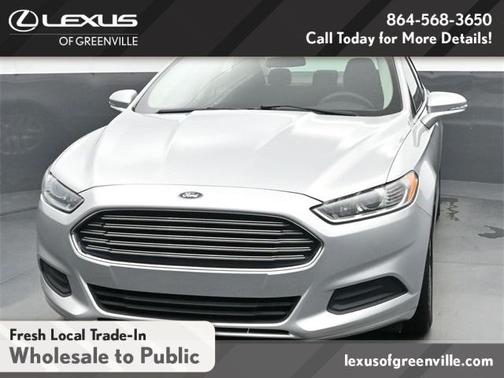 2015 Ford Fusion SE