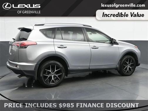 2017 Toyota RAV4 SE
