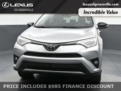 2017 Toyota RAV4 SE