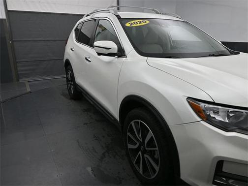 2020 Nissan Rogue SL