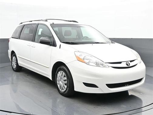 2008 Toyota Sienna LE