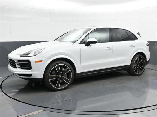 2023 Porsche Cayenne Platinum Edition