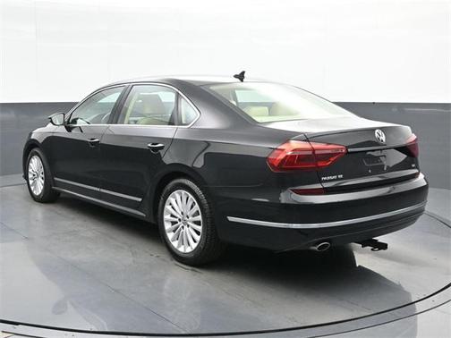 2017 Volkswagen Passat 1.8T SE