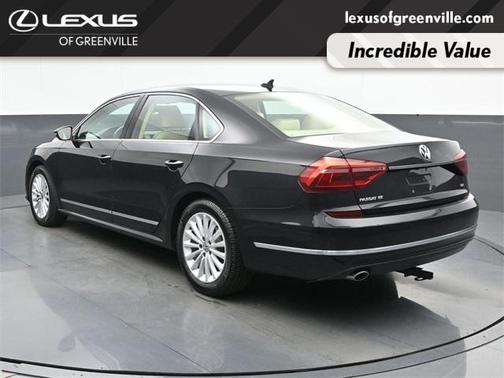 2017 Volkswagen Passat 1.8T SE