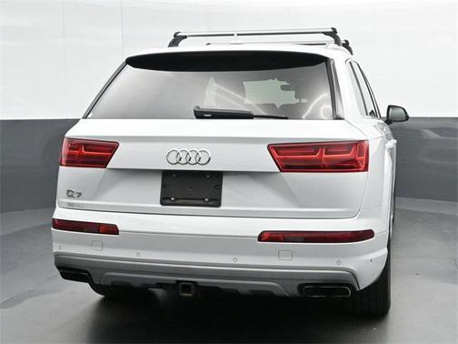 2019 Audi Q7 55 Premium Plus