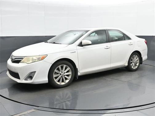 2013 Toyota Camry Hybrid XLE
