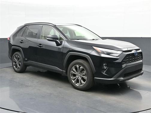 2023 Toyota RAV4 Hybrid XLE Premium