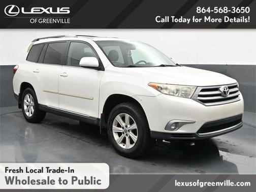 2012 Toyota Highlander SE