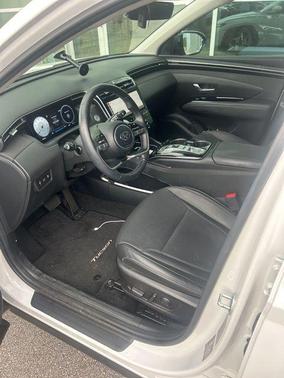 White Pearl 2024 Hyundai TUCSON Limited