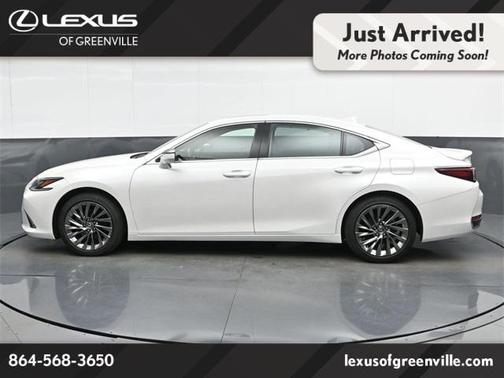 2024 Lexus ES 300h Ultra Luxury