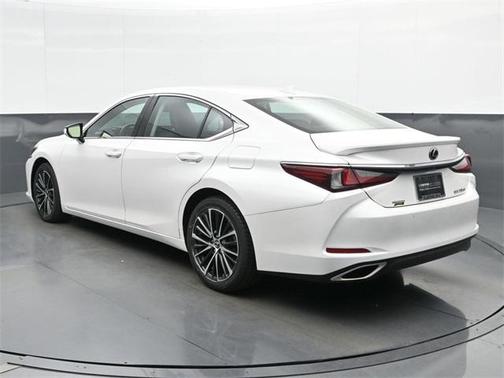 2022 Lexus ES 350 Premium