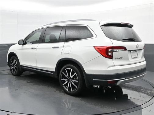 2020 Honda Pilot Touring 8-Passenger