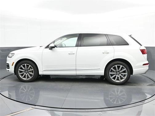 2019 Audi Q7 55 Premium Plus