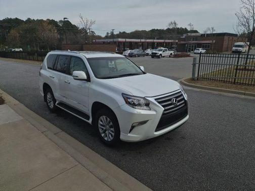 Starfire Pearl 2017 Lexus GX 460 Premium