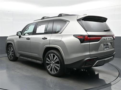 2025 Lexus LX 700h Luxury