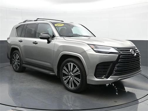 2025 Lexus LX 700h Luxury