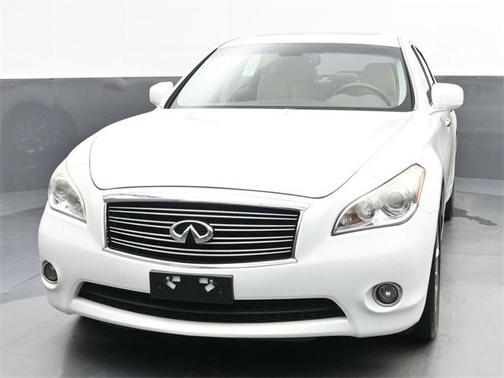 2011 INFINITI M37x Base