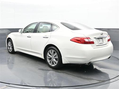 2011 INFINITI M37x Base