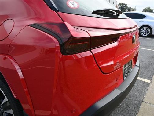 2025 Lexus UX 300h Premium