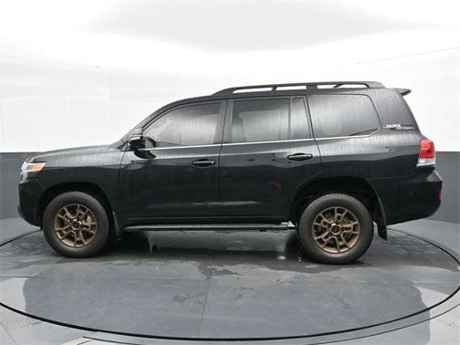 2020 Toyota Land Cruiser Base