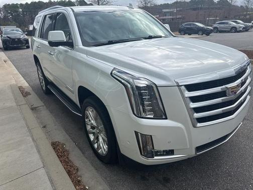 2019 Cadillac Escalade Luxury
