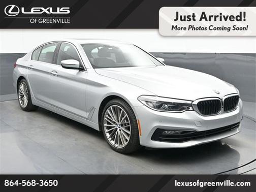 2017 BMW 540 540i