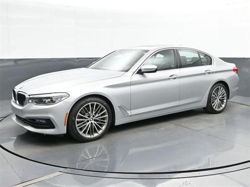 2017 BMW 540 540i