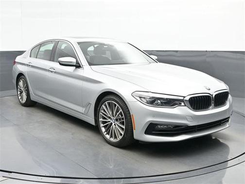 2017 BMW 540 540i
