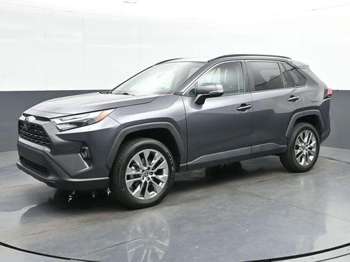 Magnetic Gray Metallic 2022 Toyota RAV4 XLE Premium