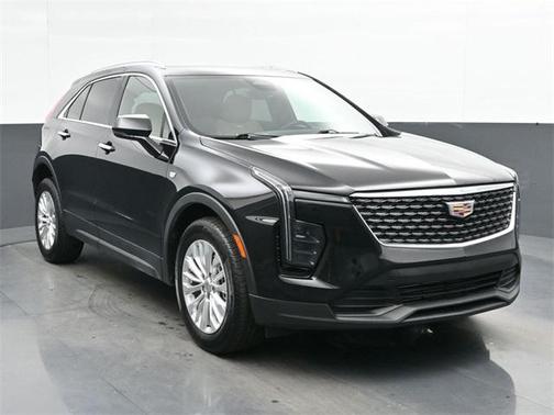 2024 Cadillac XT4 Luxury