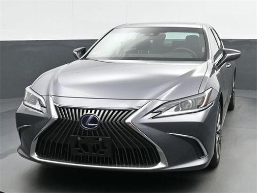 2021 Lexus ES 300h Premium