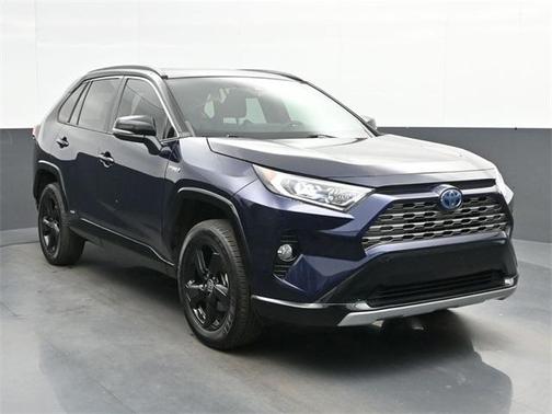 2021 Toyota RAV4 Hybrid SE