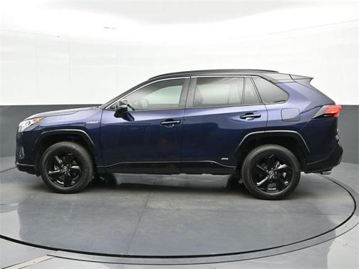 2021 Toyota RAV4 Hybrid SE