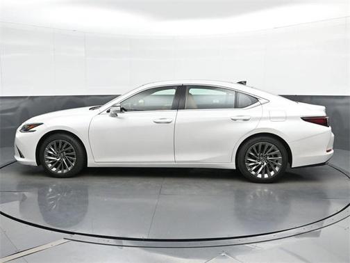 2025 Lexus ES 350 Ultra Luxury