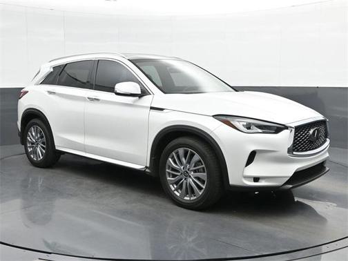 2024 INFINITI QX50 LUXE