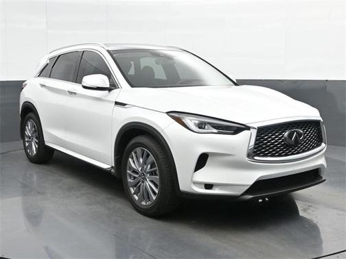 2024 INFINITI QX50 LUXE
