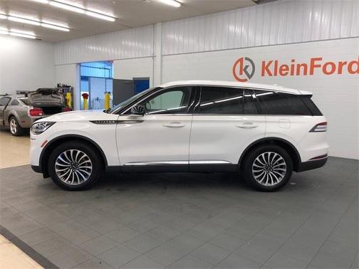 2023 Lincoln Aviator Standard AWD