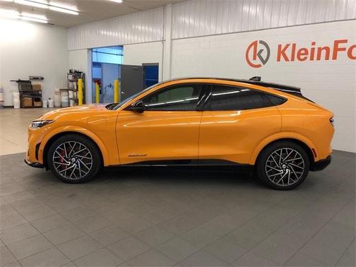 2022 Ford Mustang Mach-E GT