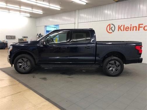 2025 Ford F-150 Lightning Flash