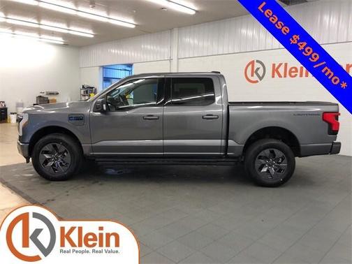 2025 Ford F-150 Lightning Flash