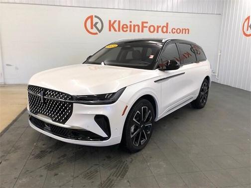 2024 Lincoln Nautilus Reserve