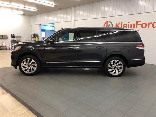 2024 Lincoln Navigator L Reserve