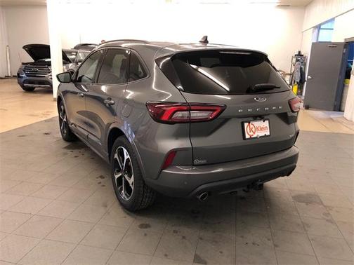 2023 Ford Escape ST-Line Elite