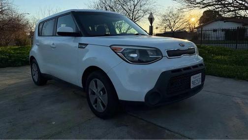 Clear White 2016 Kia Soul Base