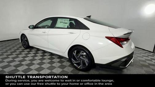 2025 Hyundai ELANTRA HEV SEL Sport