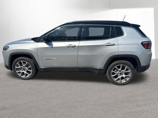 Silver Zynith 2025 Jeep Compass Limited