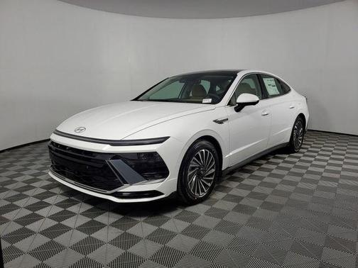 2025 Hyundai SONATA Hybrid Limited
